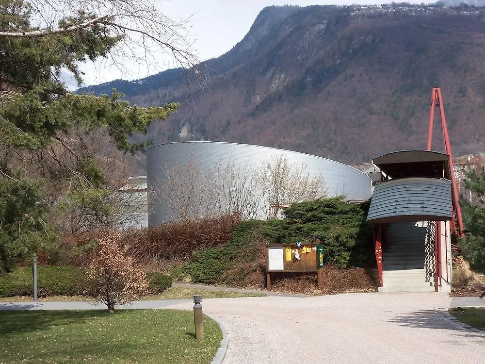 Hotel & Spa Radiana La Lechere 3*,