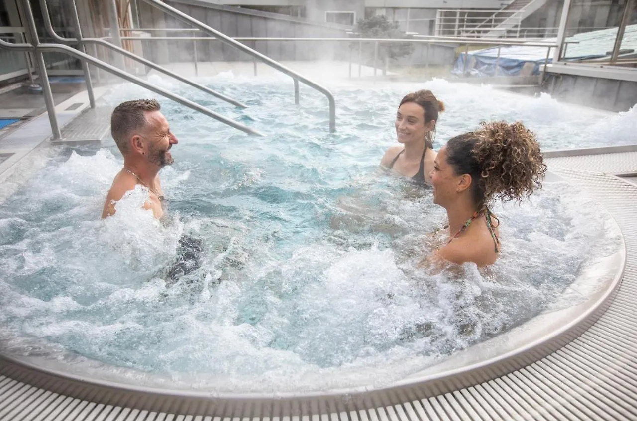 Hotel & Spa Radiana La Lechere 3*,