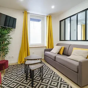 Parisian Flat With Sauna , Paris France