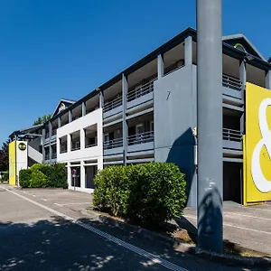 Hotel Grenoble, Gières